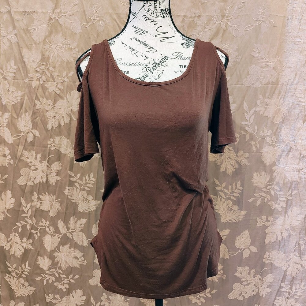 iGenjun Brown Peek-A-Boo T-Shirt, Size S, Gently Used